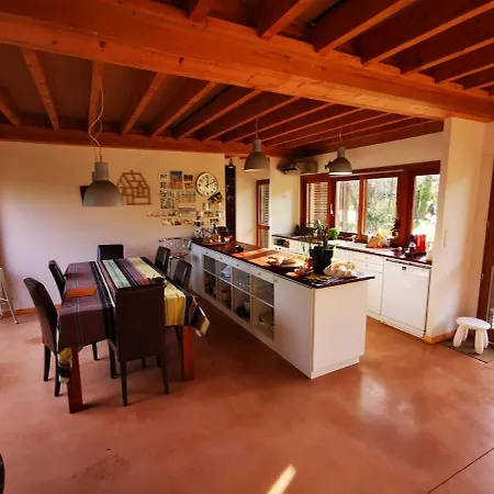 Maison Atypique 150m2, Au Calme Et A Proximite *